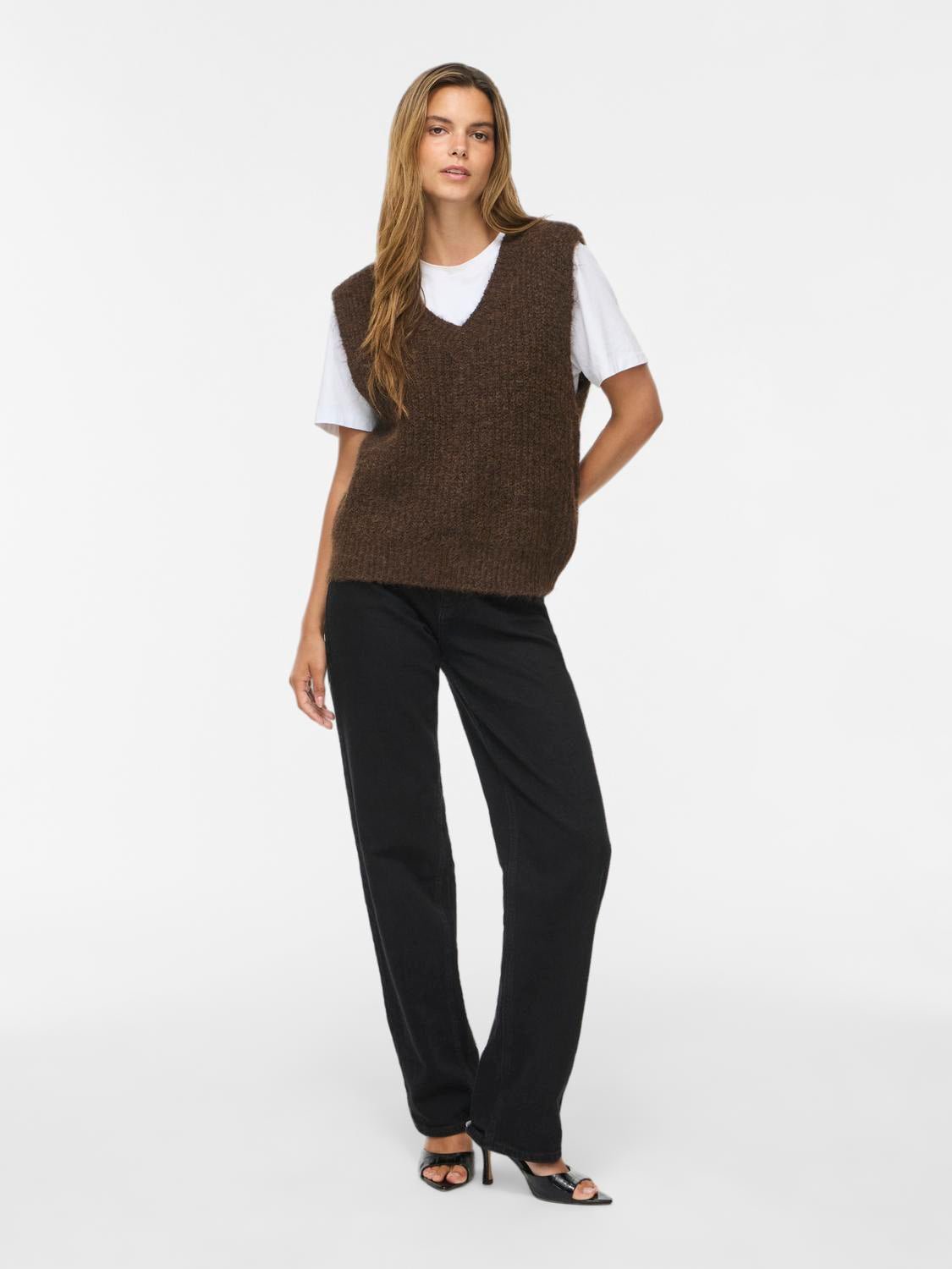 VILAMPE Knitted Waistcoat - Coffee Bean - VERO MODA & VILA Bergvik
